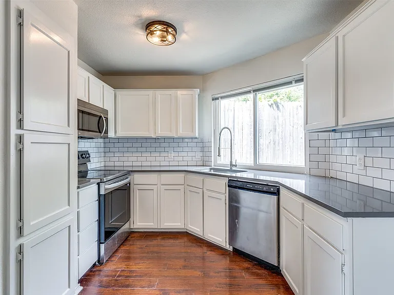1505 Gentle Wind Dr — Photo 7