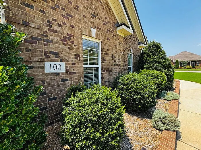 100 Middy Ln — Photo 42