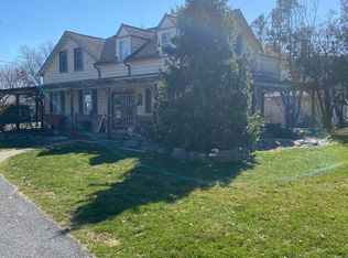 369 W Lexington Rd, Lititz, PA 17543