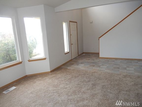 3rd image of 508 Williams Blvd NW
