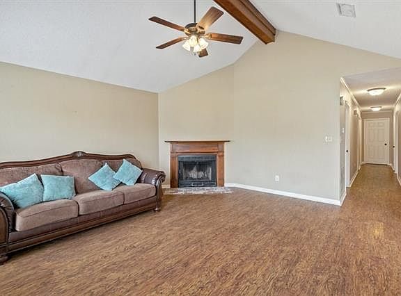 3rd image of 117 Summerwood Dr