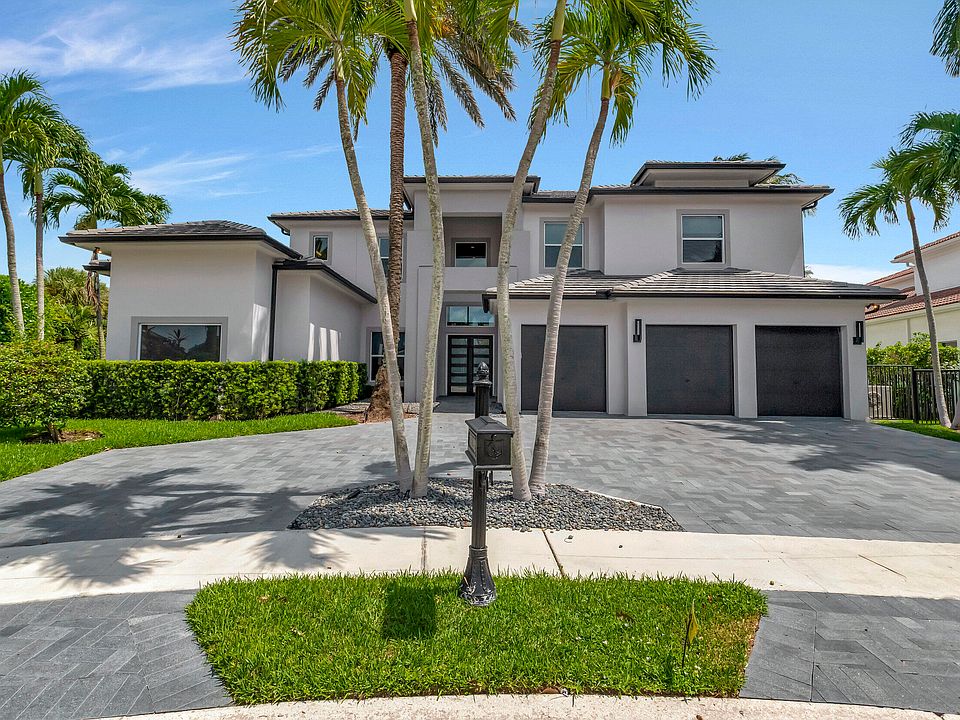 1st image of 16193 Andalucia Lane