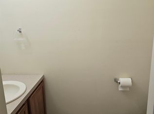 22 N Chestnut Dr, Drums, PA 18222