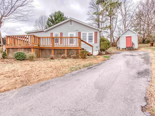14415 Peaceful Ln, Bristol, VA 24202