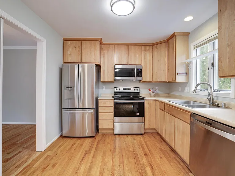 9823 Saint Cloud Ct — Photo 21