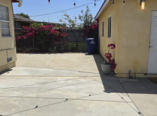 6070 Main St, South Gate, CA 90280