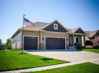 1124 NE Cold Harbor Dr, Ankeny, IA 50021
