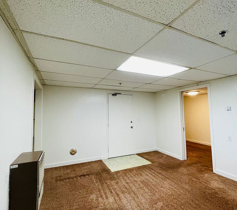1st image of 19 College Dr APT A