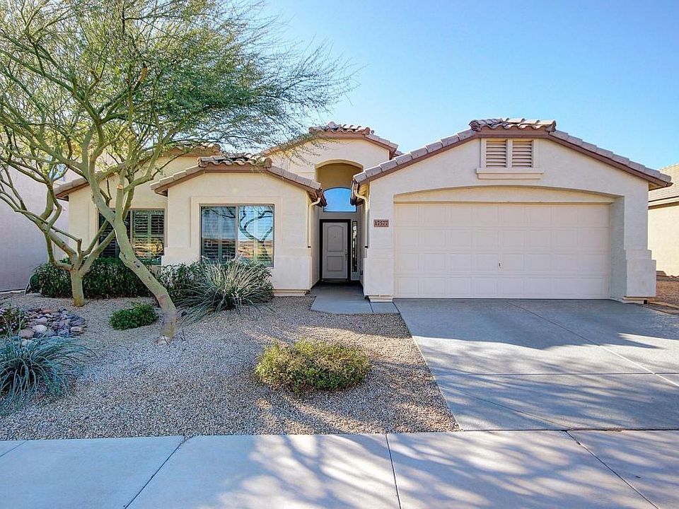1st image of 17577 W Windrose Dr