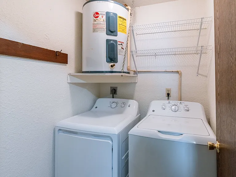 Fargo, ND Plumtree Apartments | Laundry