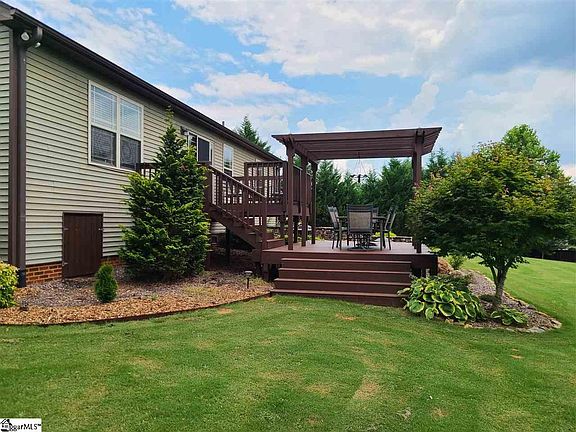 5th image of 611 Mojave Ct