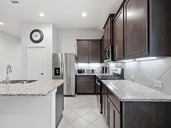 5th image of 2434 Abbot Brook Dr