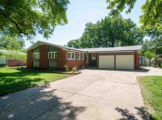 971 N Murray St, Wichita, KS 67212