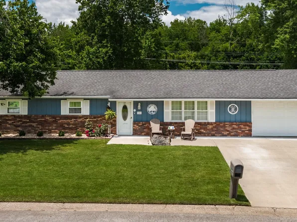 1041 Roberta Dr, Murphysboro, IL 62966