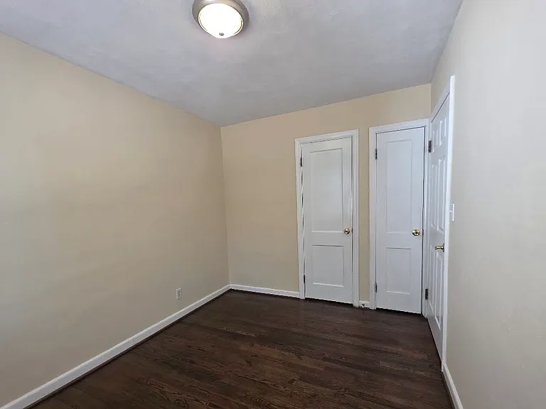 318 E Evans St — Photo 6