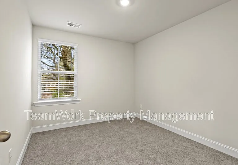 101 Langley Dr #D — Photo 19