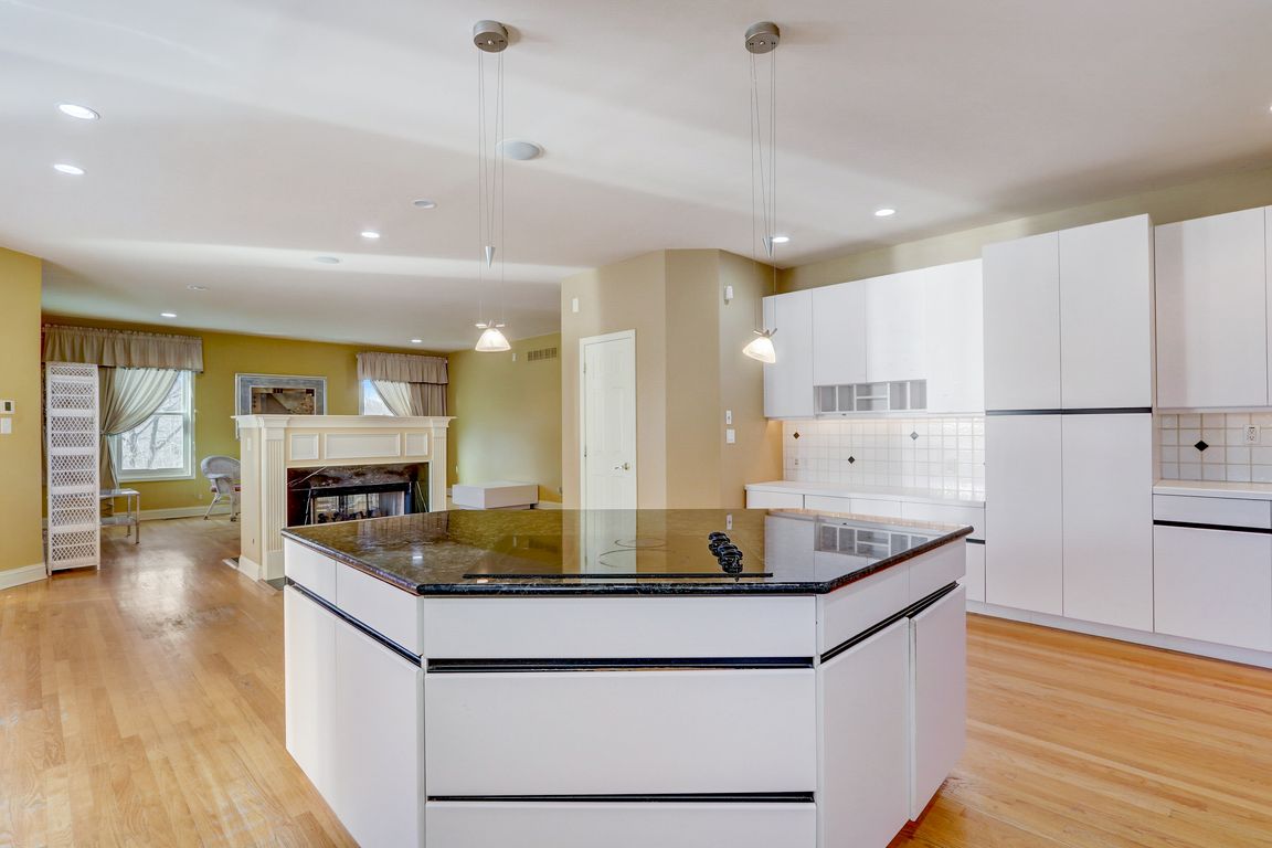 2102 Deep Meadow Ln, Lansdale, PA 19446 Zillow