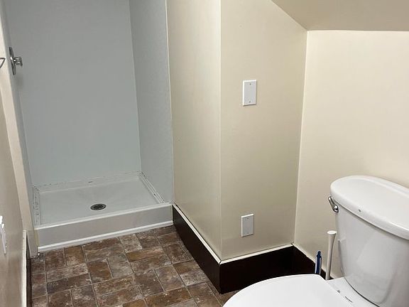 4th image of 5015 17th Ave NE #5015B