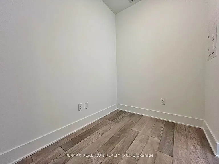 11 Yorkville Ave #6101 — Photo 20