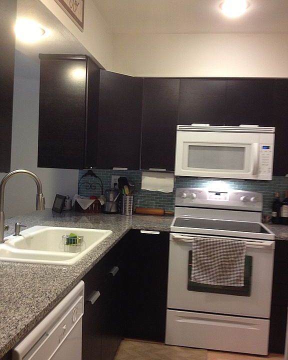 2nd image of 14811 Winding Creek Ct