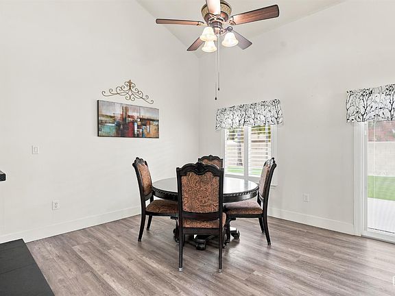 4th image of 12306 Andes Ave