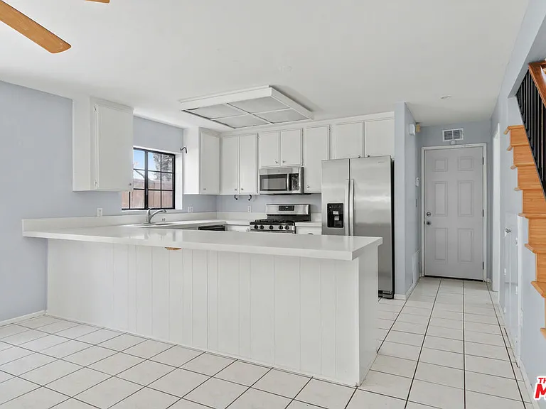 3113 Thatcher Ave — Photo 14