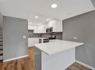 394 Golfview Rd APT E, North Palm Beach, FL 33408