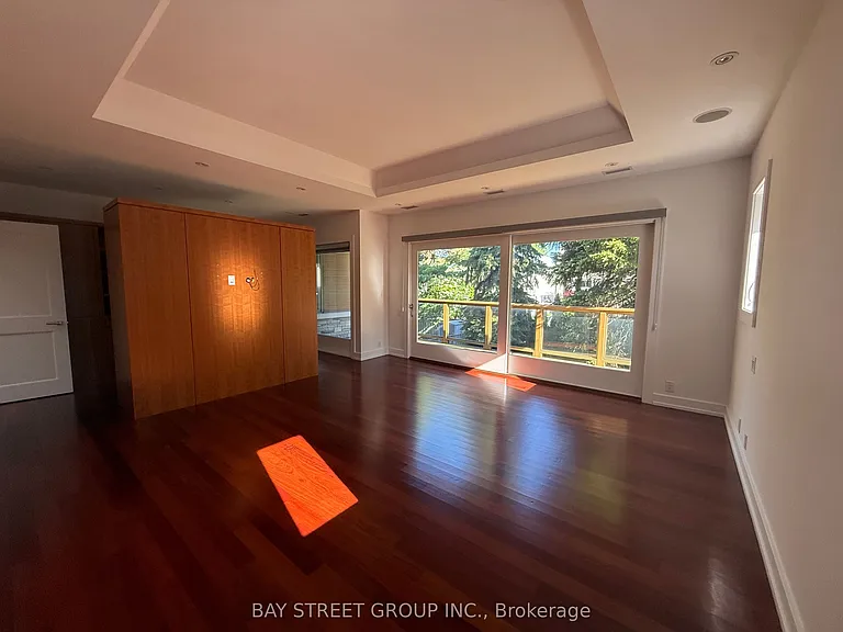 158 Munro Blvd — Photo 8