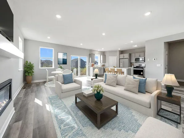 612 Goldenrod Trl, Waconia, MN 55387