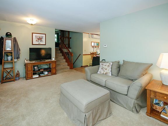4th image of 1573 Woodlea Dr