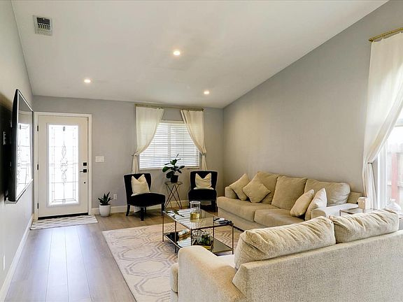 5th image of 398 Tashima Ct