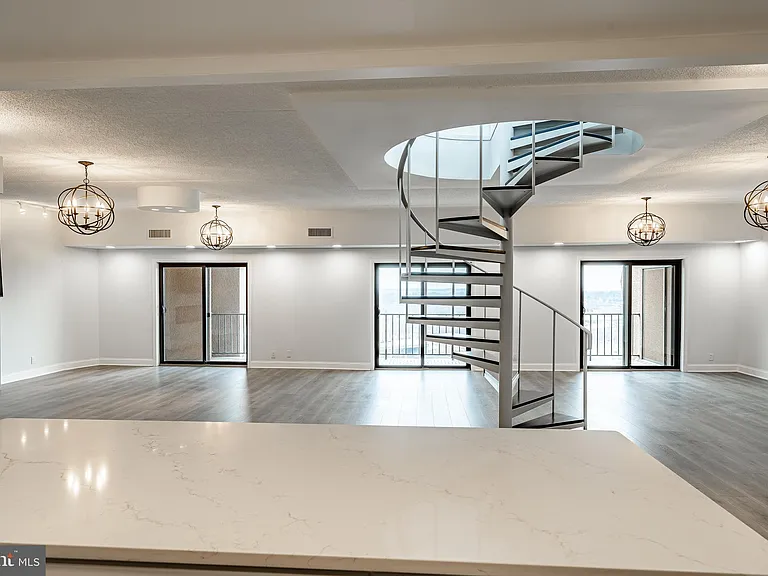 21510 Valley Forge Cir #1510 — Photo 12