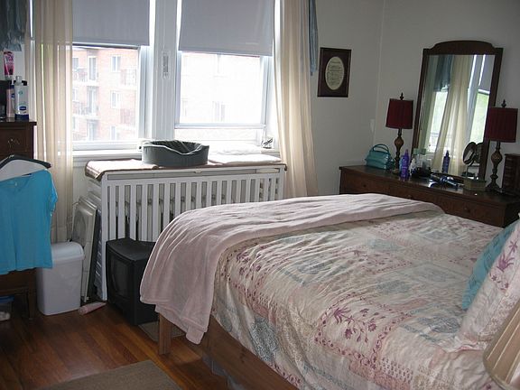 5th image of 46 Englewood Ave APT 18