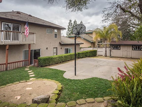 5th image of 8689 Village Park Ct