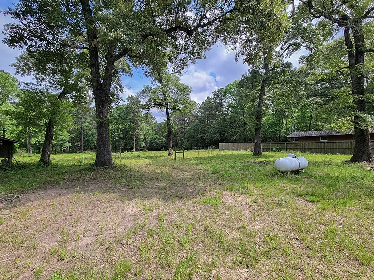 20272 Forest Woods Ln #A — Photo 27