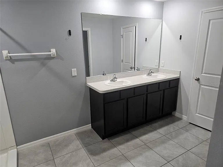 10116 Charlotte Dr — Photo 23