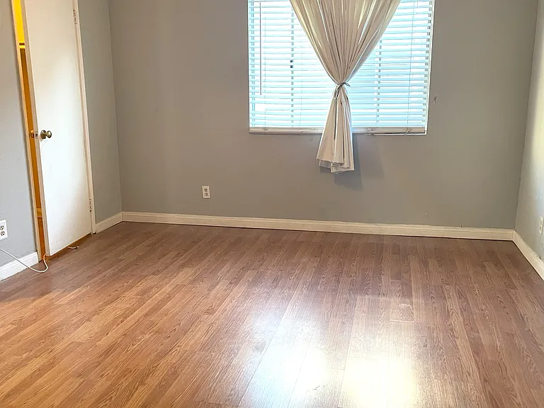 26922 Flo Ln #429 — Photo 11