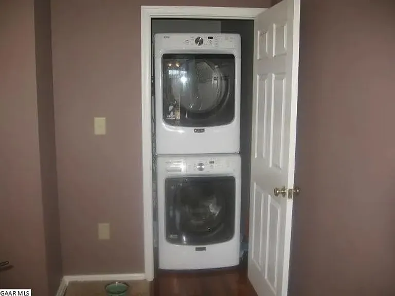 81 Pinnacle Ln — Photo 6
