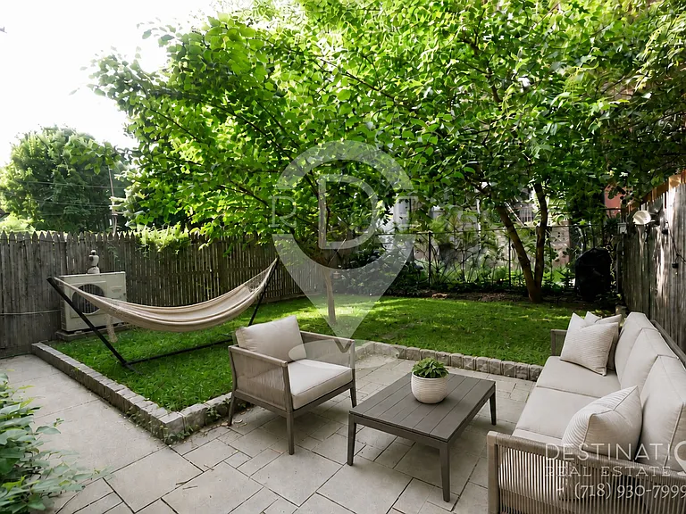 446 Bergen St #1L — Photo 1