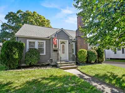 21 Calumet Ave, Worcester, MA, 01606