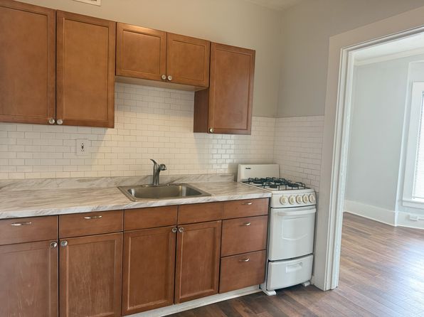 239 Andrews St APT 11