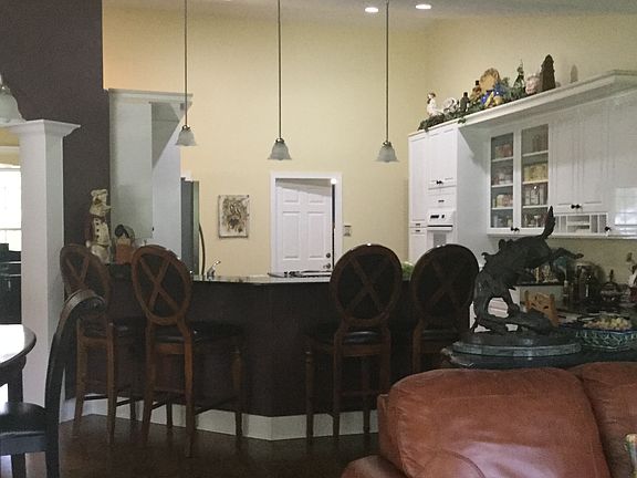 4th image of 4330 Davidia Dr