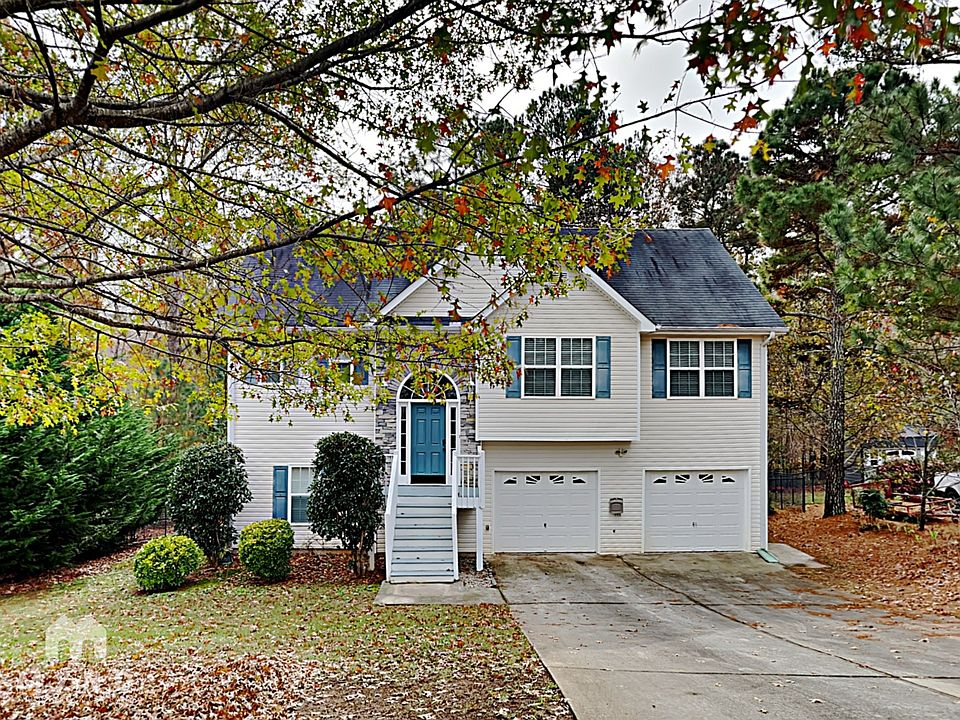 1st image of 205 Ivy Ct