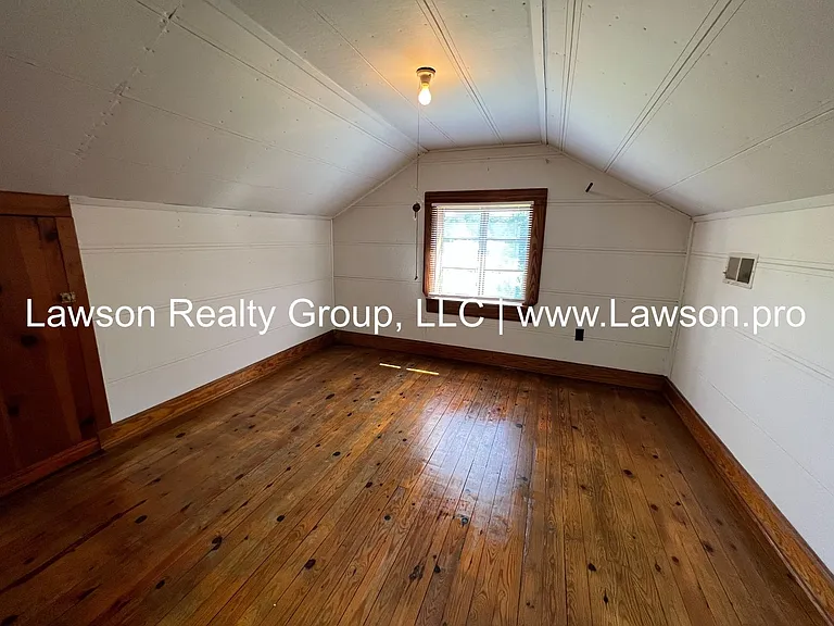 3119 King St NE — Photo 33