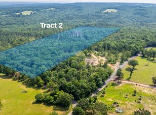 2 Harmony Mountain Rd, Clinton, AR 72031