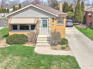 5000 Wick Dr, Oak Lawn, IL 60453