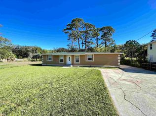 3200 Bayou Dr, Pensacola, FL 32505