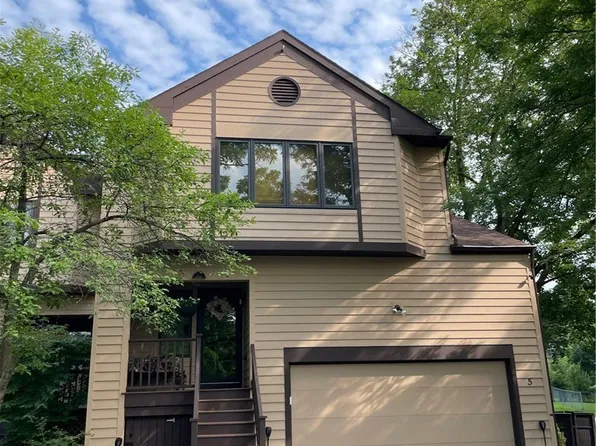 5 Nursery Ln, Syracuse, NY 13210