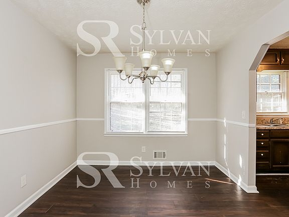 4th image of 6694 Redwood Dr