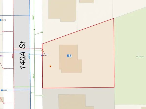 7048 140a St, Surrey, BC V3W 5L5